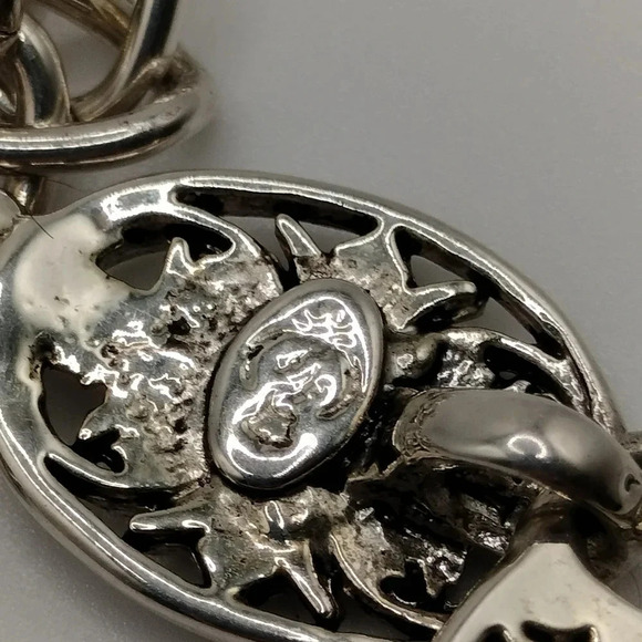 Filigree Design Oval Pendant Link Chain Lobster Clasp Silver Tone Necklace - Picture 9 of 10